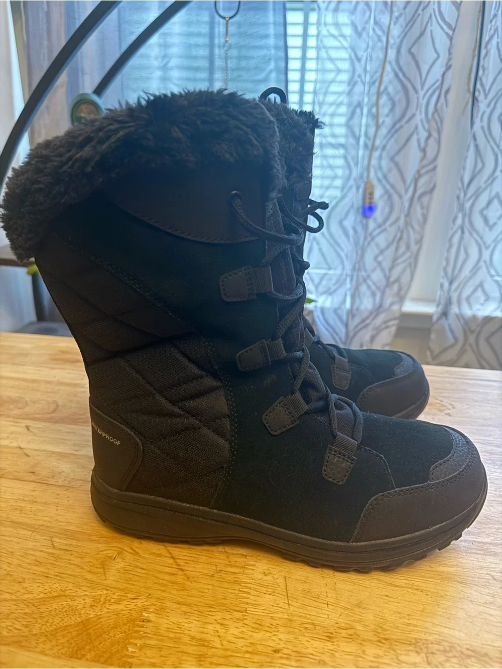 Columbia insulated women
